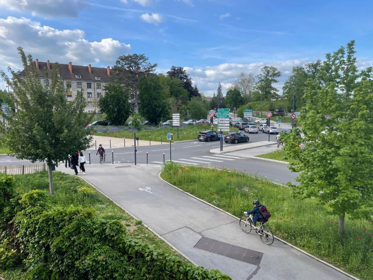 Situe A 5 Minutes De La Gare Apartment Besançon Exterior foto