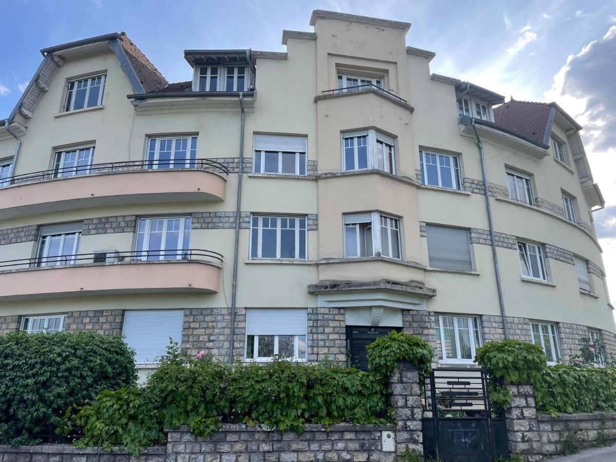 Situe A 5 Minutes De La Gare Apartment Besançon Exterior foto